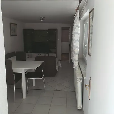 Apartment Tena