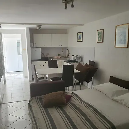 Tena * Kraljevica